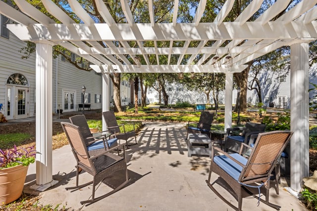 TPMP_Courtyard_IL_AL